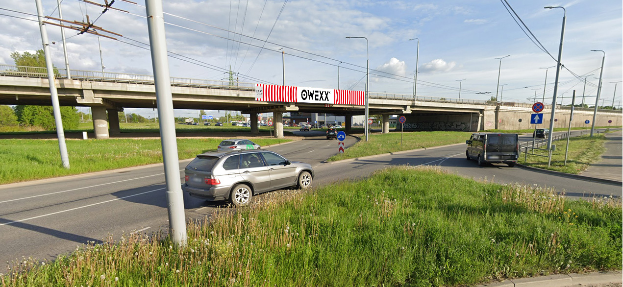 Ekranas ant viaduko „Plaza Mukusalas“ Nr. 16.2, Rygoje