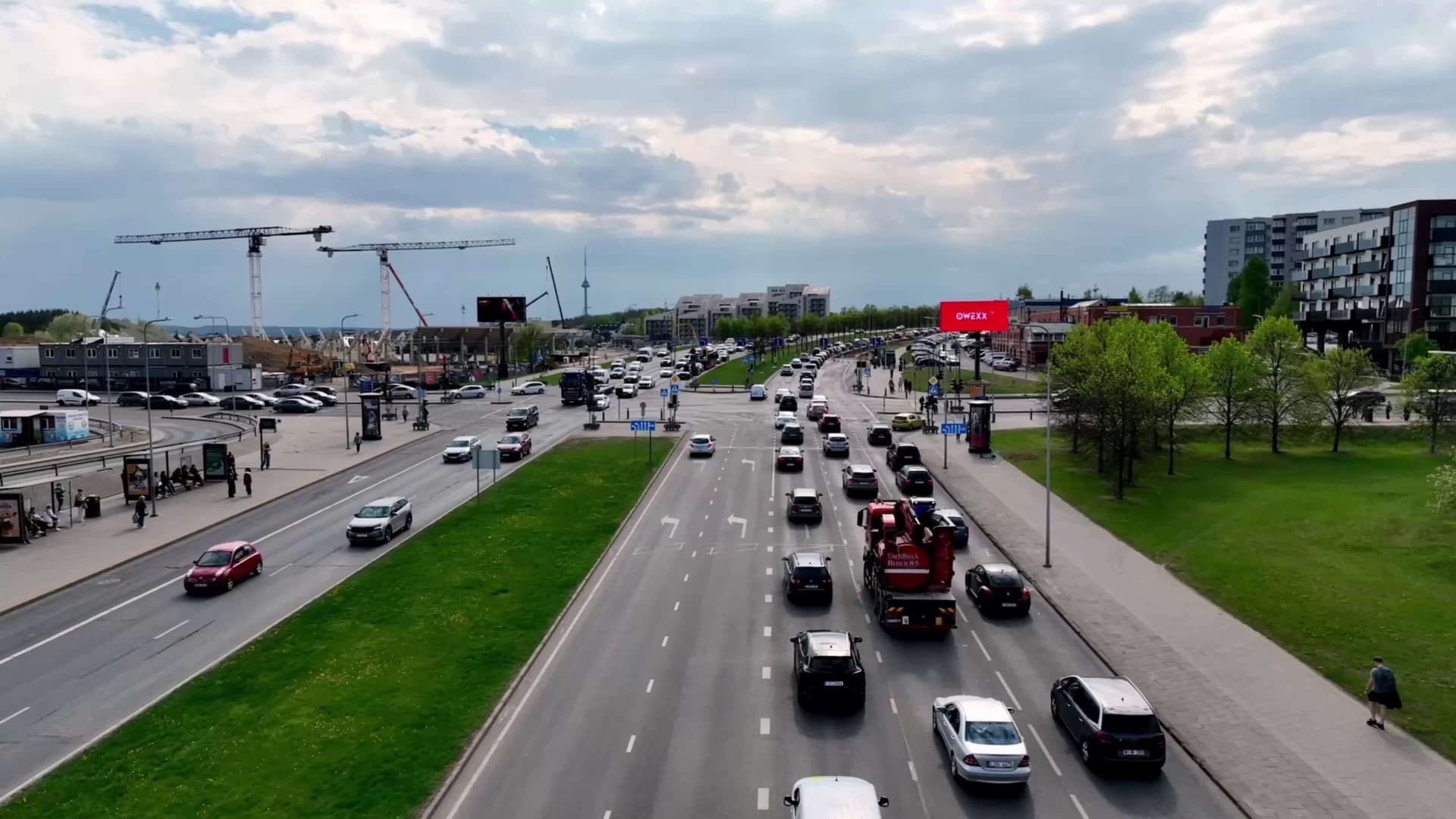 Ekranas „Akropolis" — LED lauko ekranas Vilnius
