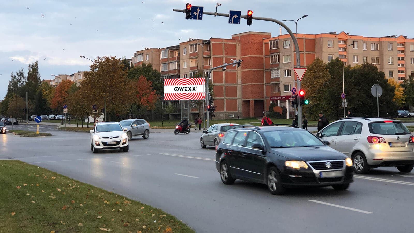 Reklamos stendas Lyros g. - Gegužių g. - Gytarių g. sankirta, Šiauliai — Reklamos stendas Šiauliai