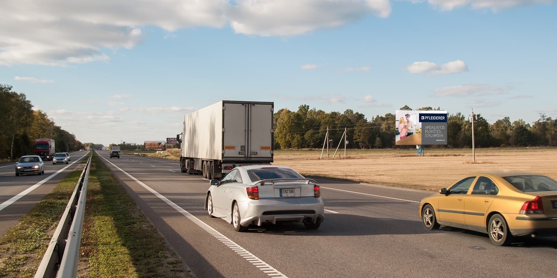 Automagistralė A1, Vilnius - Kaunas (dešinėje pusėje), 66,5 km nuo Vilniaus — Reklamos stendas Pagrindiniai keliai