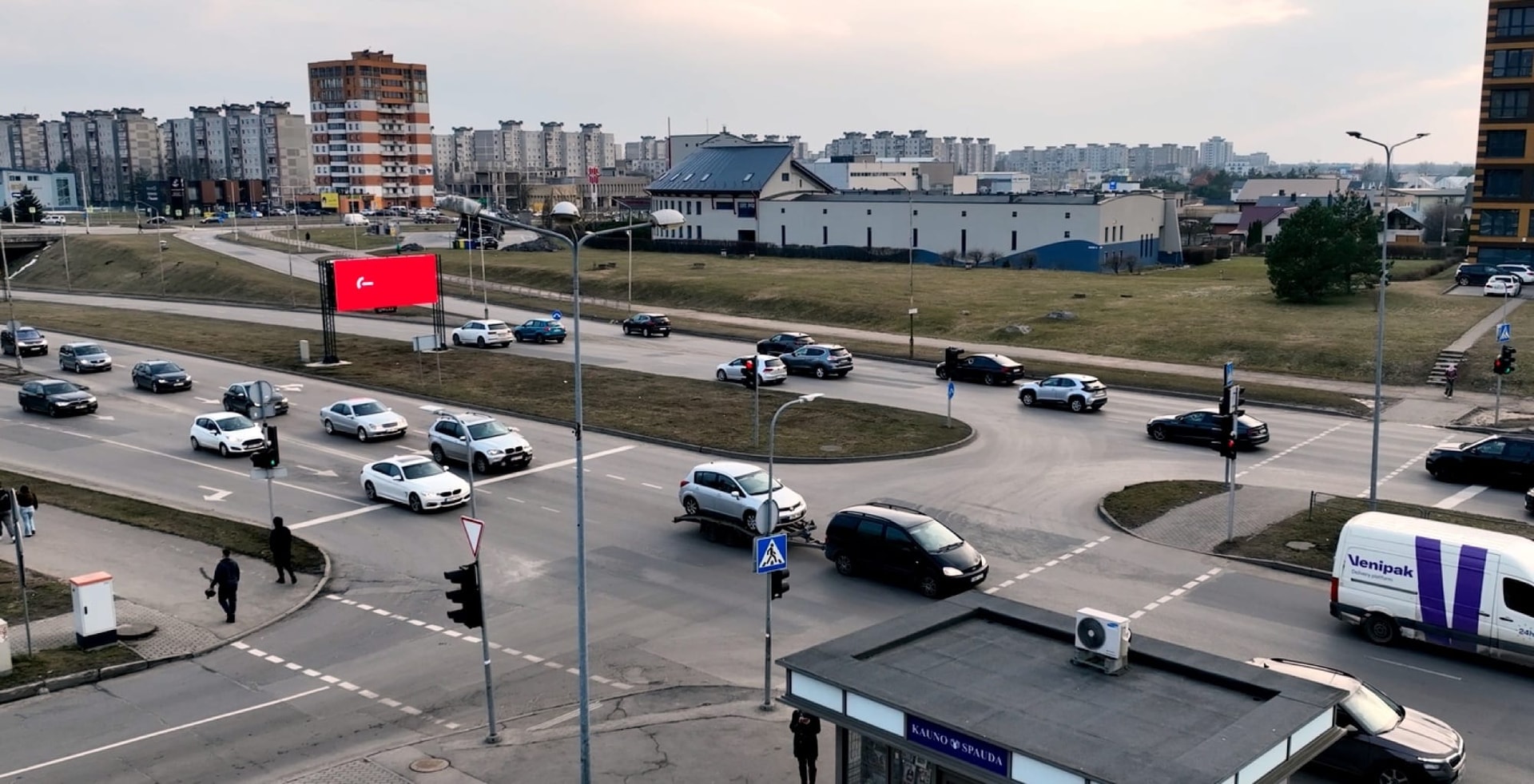 Ekranas „Žemaičių plentas" — LED lauko ekranas Kaunas