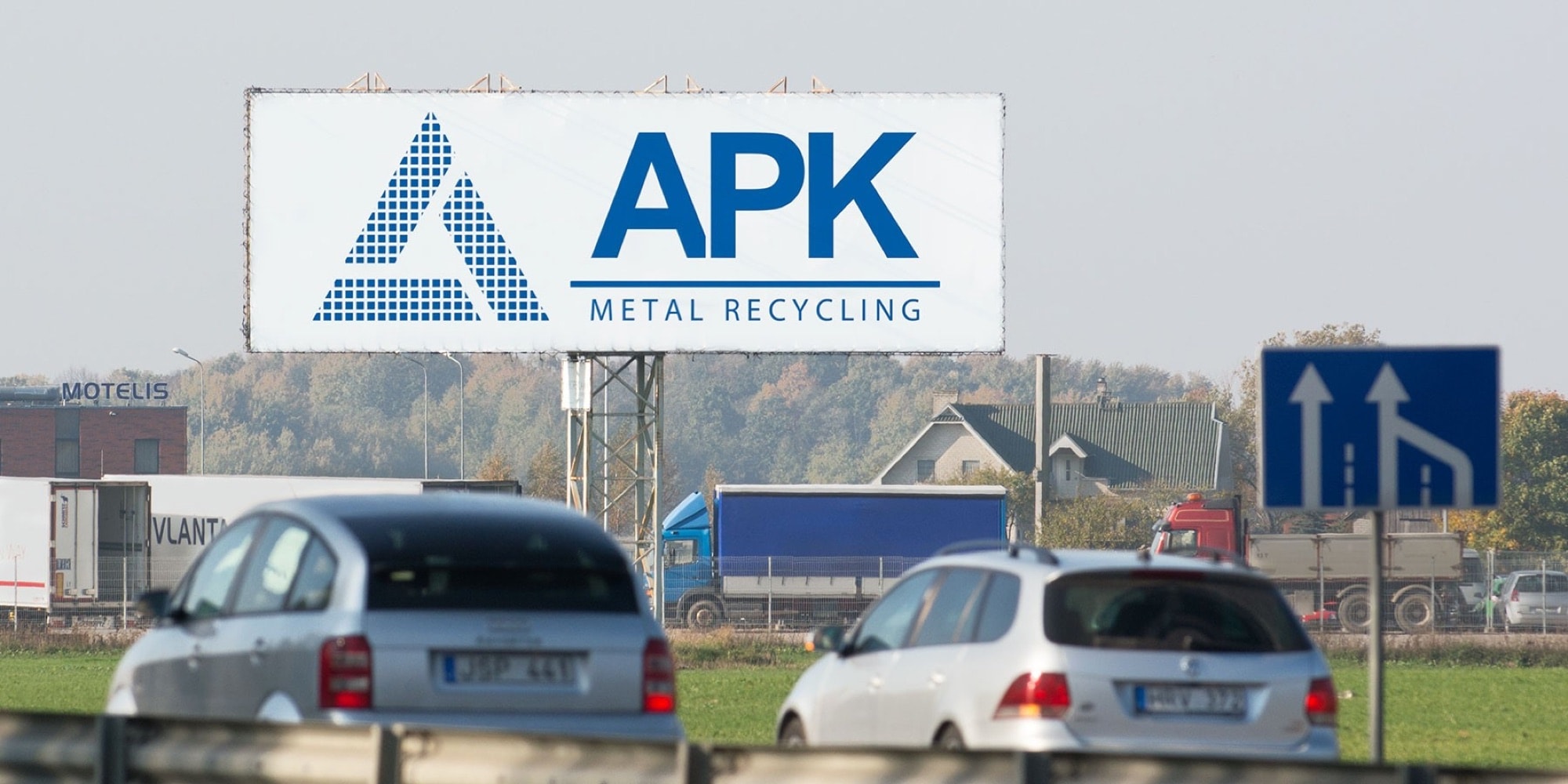Automagistralė A1, Kaunas - Klaipėda (dešinėje pusėje), 1 km nuo Klaipėdos — Reklamos stendas Pagrindiniai keliai