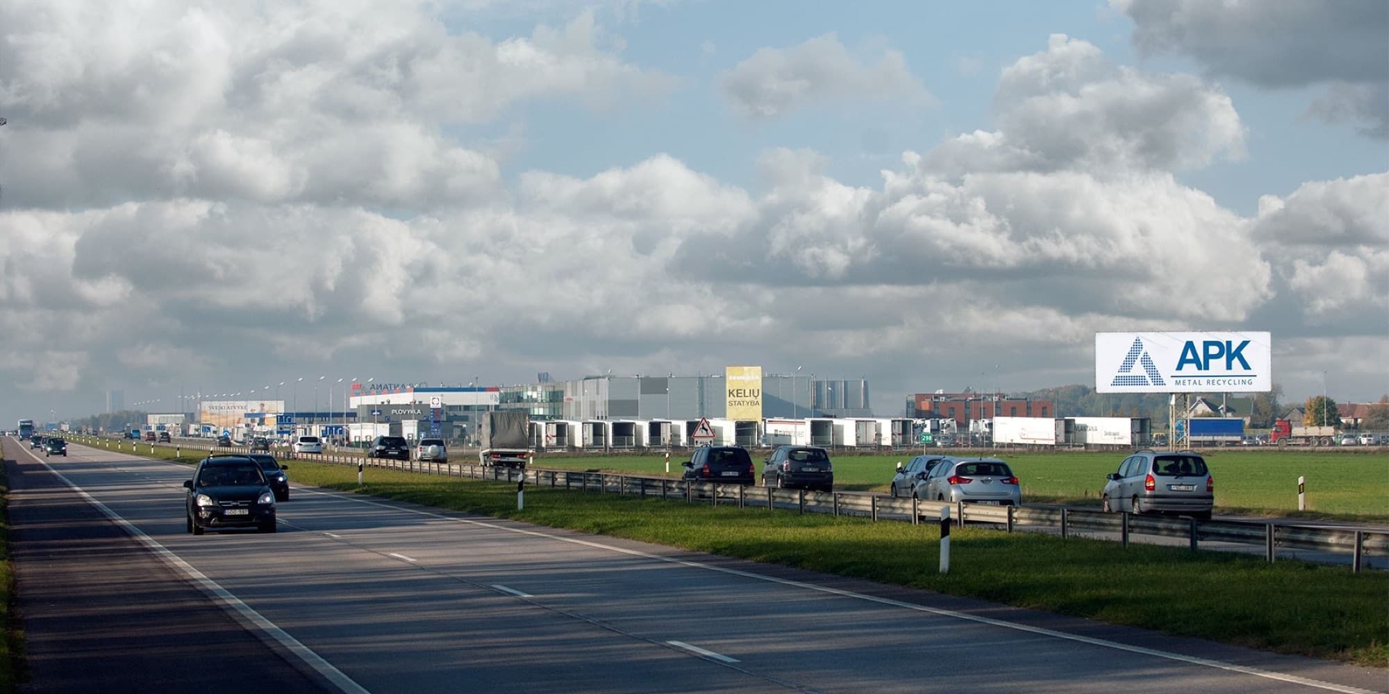 Motorväg A1, Kaunas - Klaipėda (höger sida), 1 km från Klaipėda — Reklamos stendas Pagrindiniai keliai