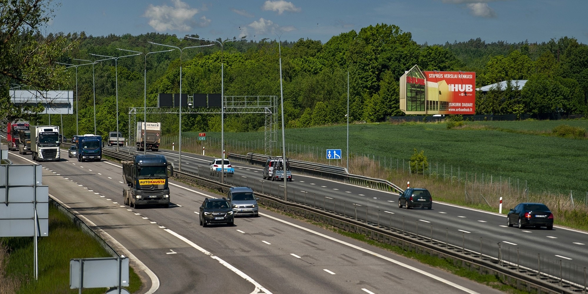 Automagistralė A1, Kaunas - Vilnius, 80 km nuo Vilniaus — Reklamos stendas Pagrindiniai keliai
