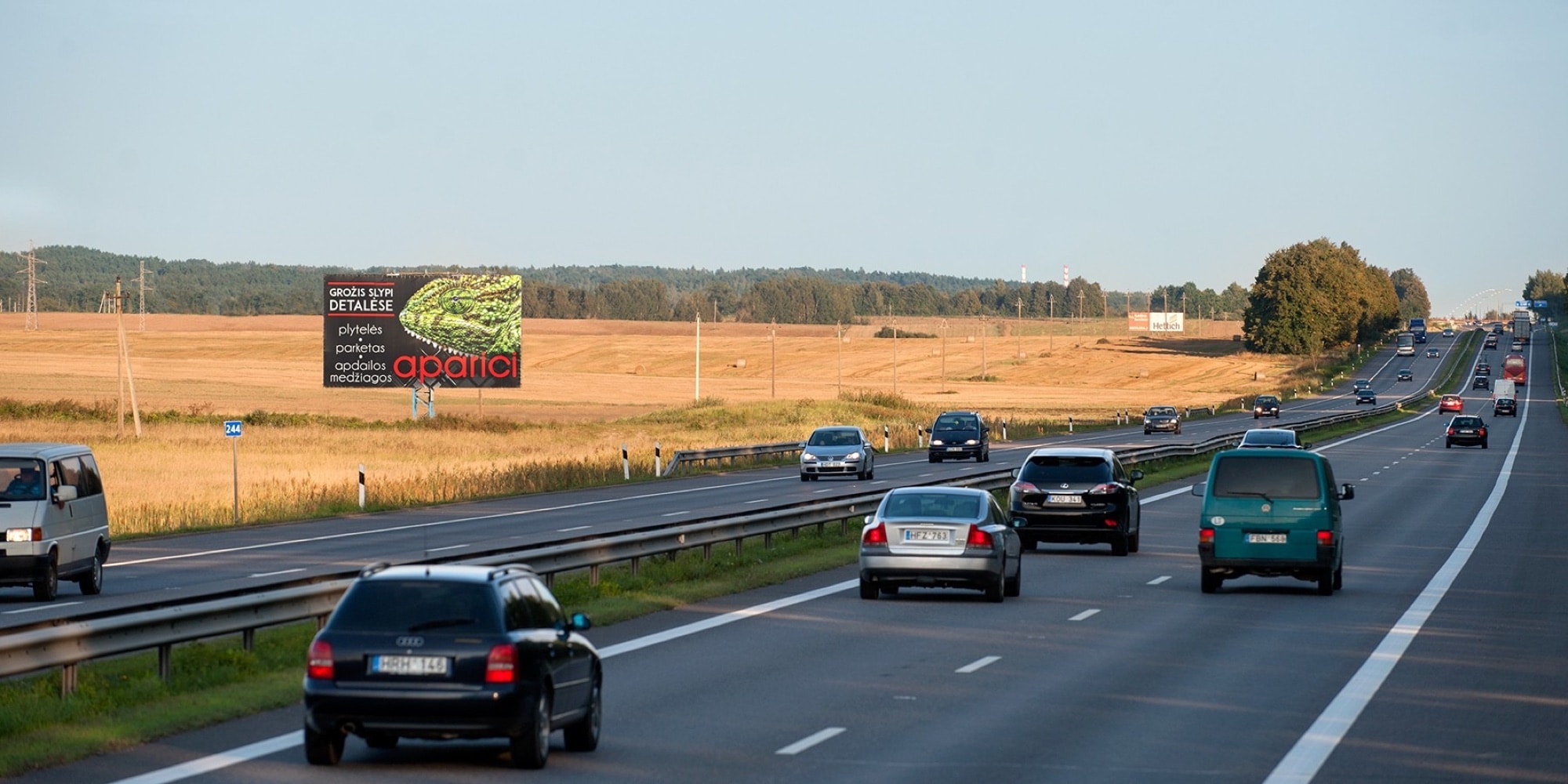 Automagistralė A1, Kaunas - Vilnius (kairėje pusėje), 66,5 km nuo Vilniaus — Reklamos stendas Pagrindiniai keliai