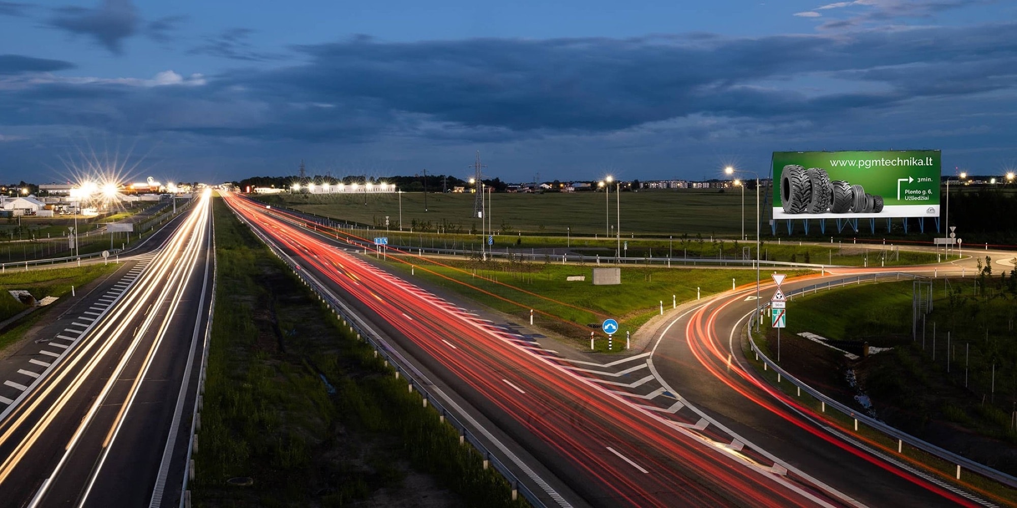 Automagistralė A1, Klaipėda - Kaunas (dešinėje pusėje), 105 km nuo Vilniaus — Reklamos stendas Pagrindiniai keliai
