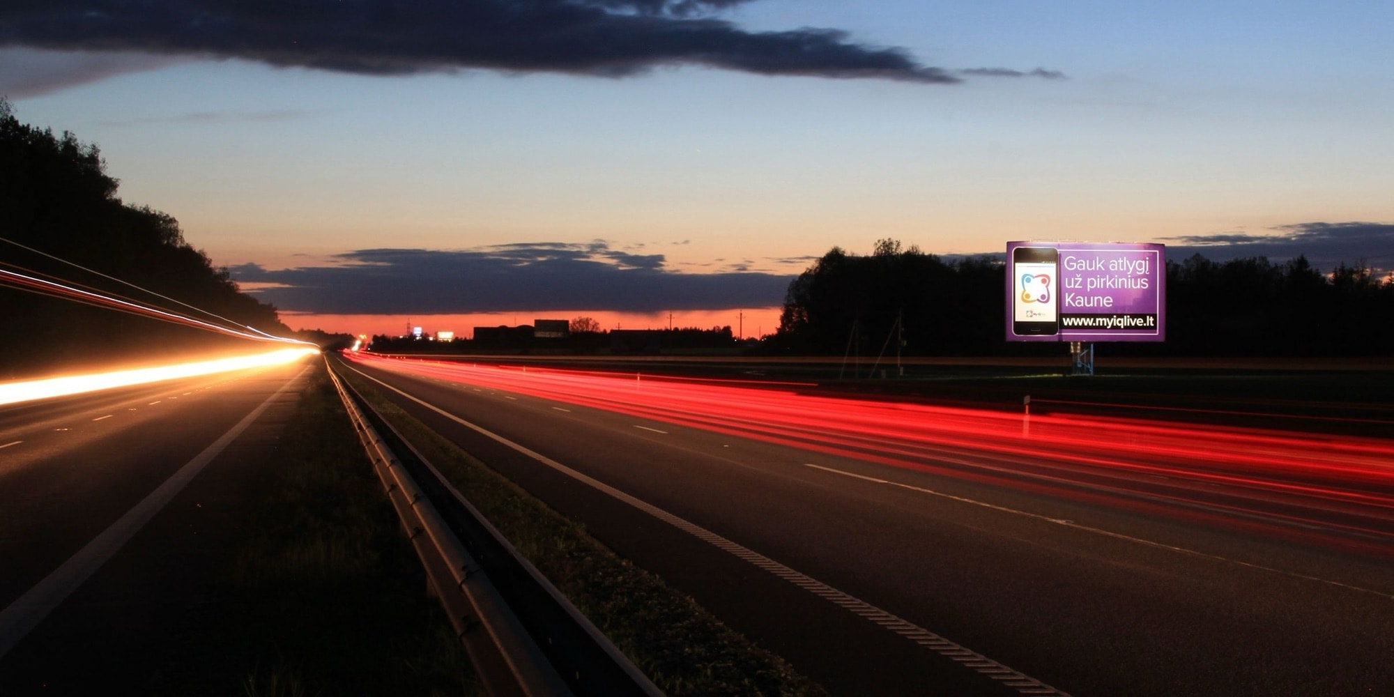 Valtatie A1, Vilna - Kaunas (oikealla puolella), 66,5 km Vilnasta — Mainosteline Pagrindiniai keliai