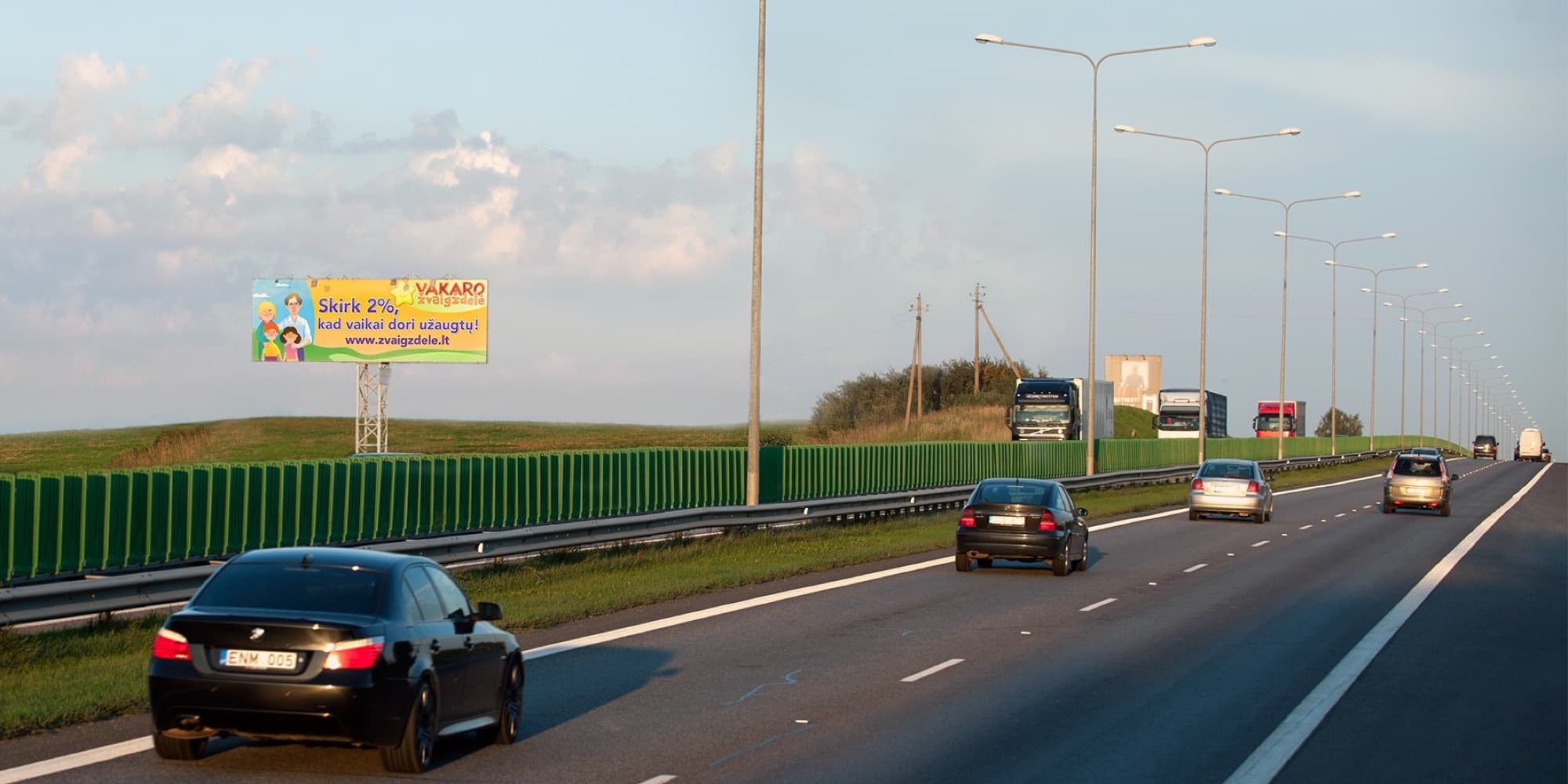 Motorväg A1, Kaunas - Vilnius (vänster sida), 41 km från Vilnius — Reklamos stendas Pagrindiniai keliai