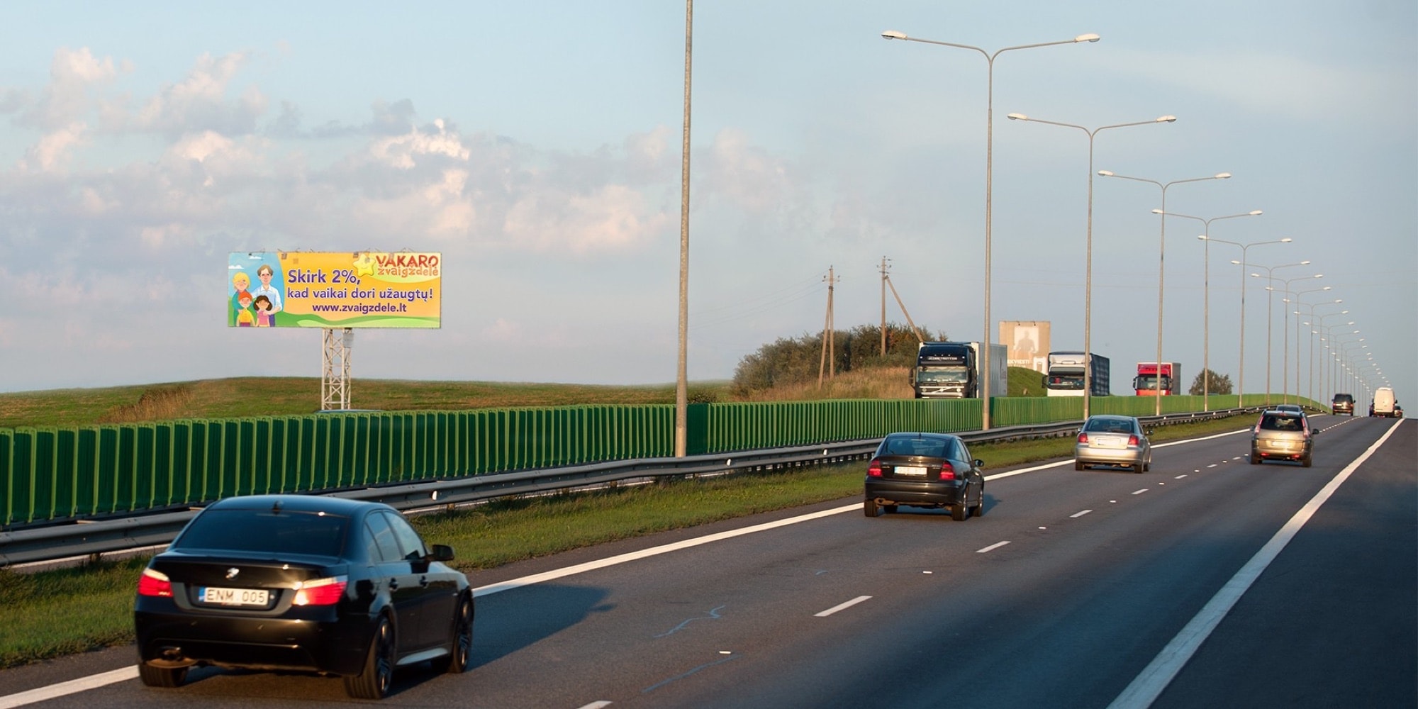 Autostrada A1, Kaunas - Vilnius (kairėje pusėje), 41 km nuo Vilniaus — Reklamos stendas Pagrindiniai keliai