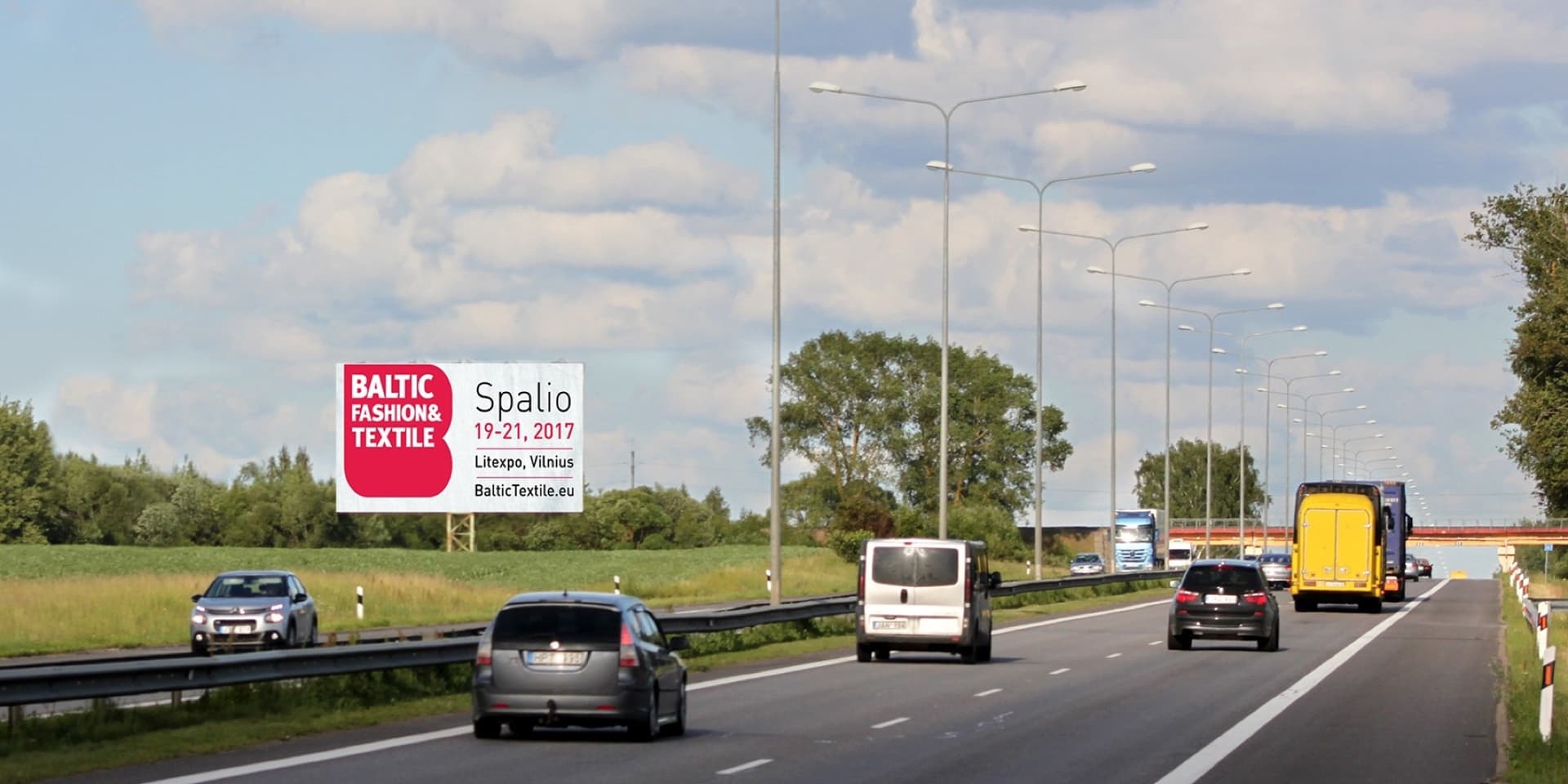 Autostrada A1, Kaunas - Vilnius (pe partea stângă), la 50 km de Vilnius