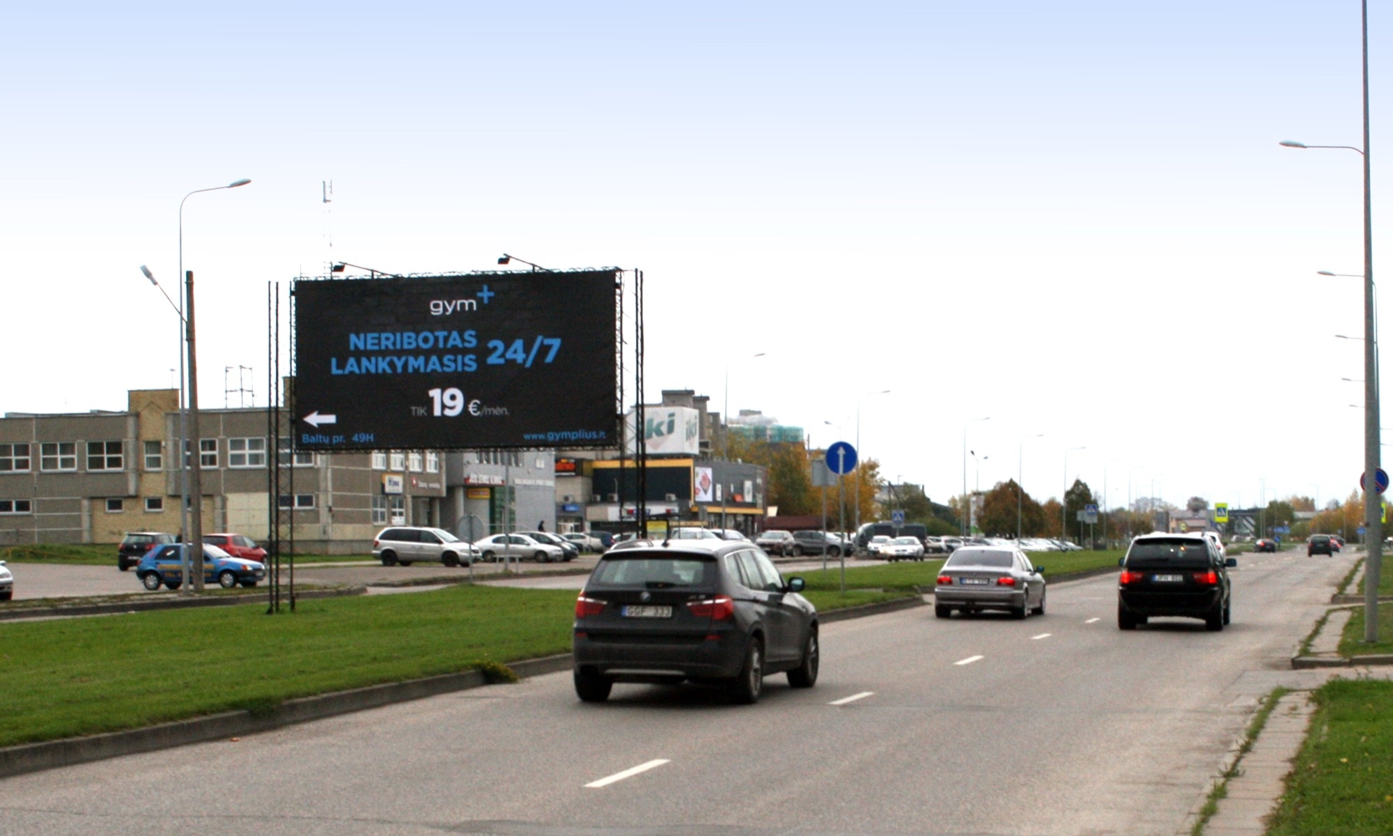 Reklamos stendas Baltų pr, prie PC "BALTAI", Kaunas (B pusė) — Reklamos stendas Kaunas