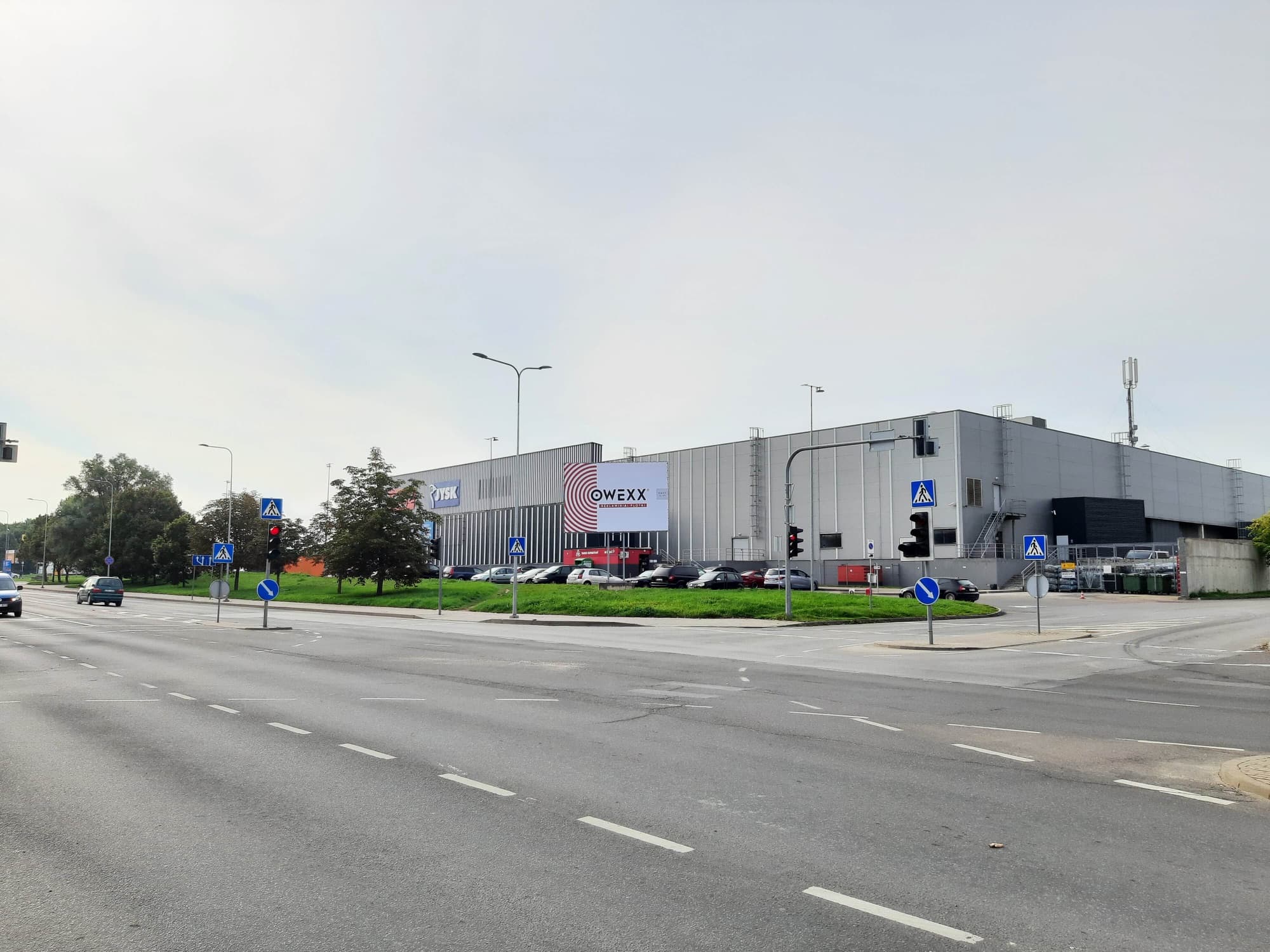 Reklamos stendas Gegužių g. ir Aido g. sankirta, Šiauliai