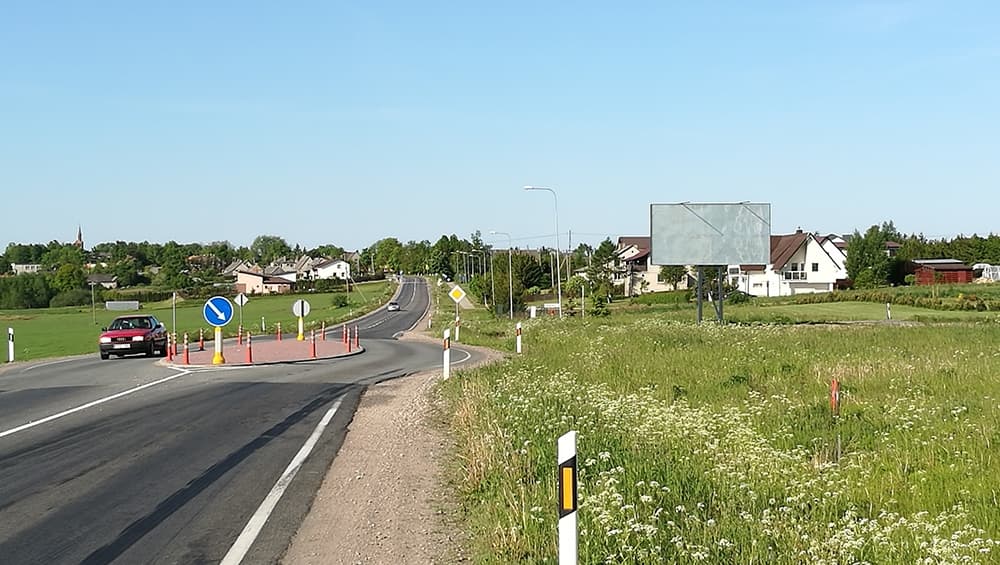 Reklameboard Kretingalės k, Klaipėdos r. (B-side) — Reklamos stendas Klaipėda