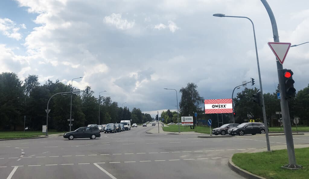 Reklamos stendas Pramonės g. ir Išradėjų g. sankirta, Šiauliai