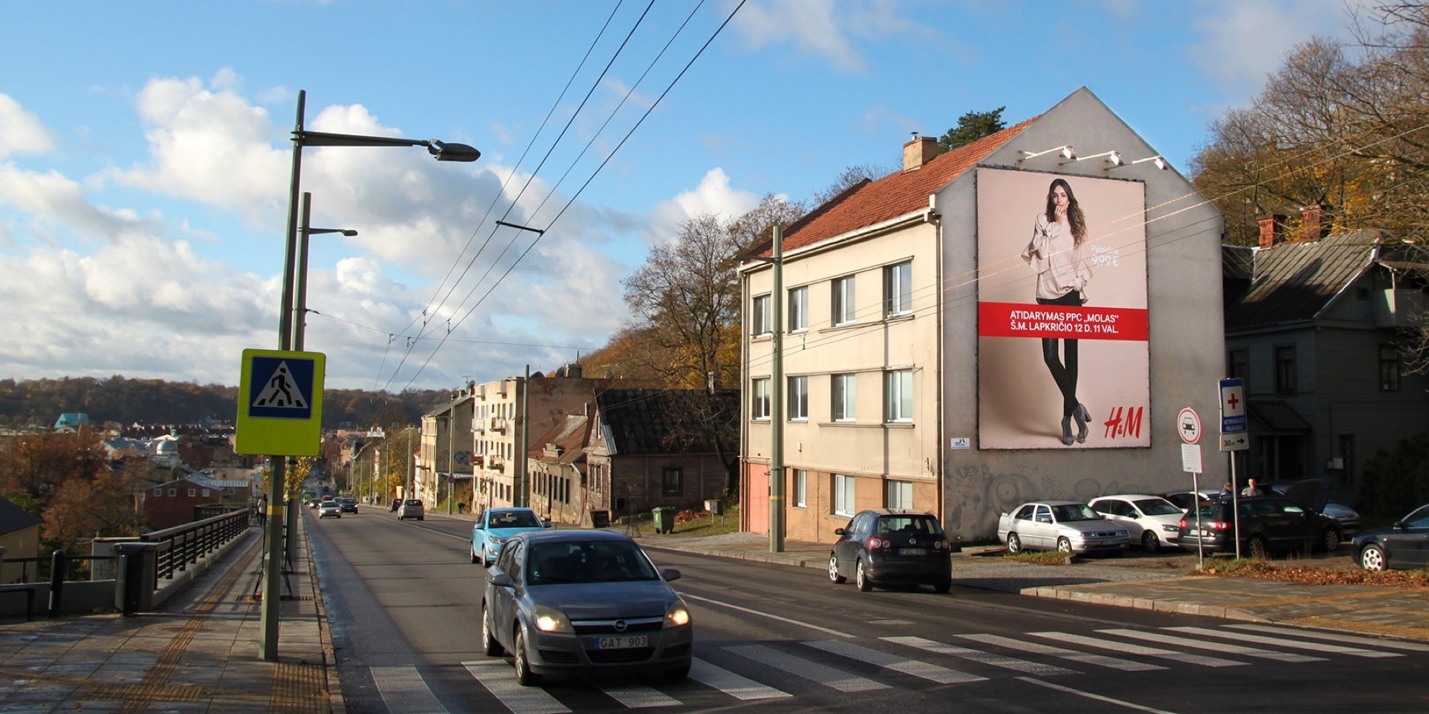 Reklamos stendas Savanorių prospektas 55A, ant pastato sienos, Kaunas — Reklamos stendas Kaunas