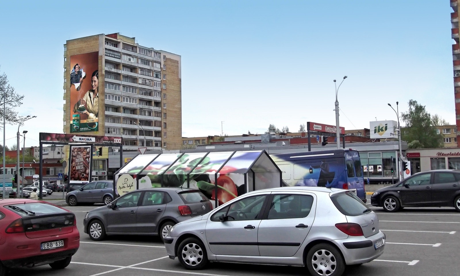 Reklamos stendas Savanorių pr., šalia "hyper Maxima", Kaunas — Reklamos stendas Kaunas