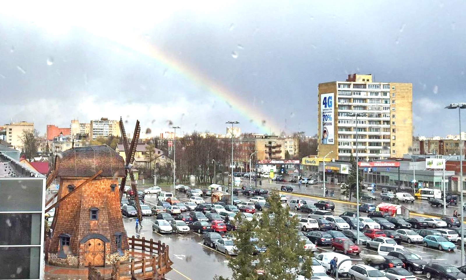 Reklamos stendas Savanorių pr., šalia "hyper Maxima", Kaunas — Reklamos stendas Kaunas