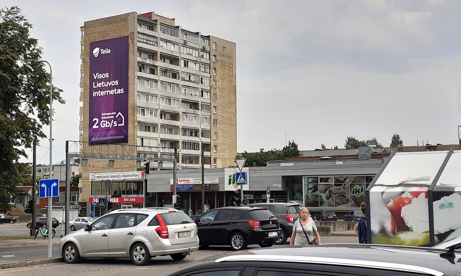 Reklamos stendas Savanorių pr., šalia "hyper Maxima", Kaunas — Reklamos stendas Kaunas