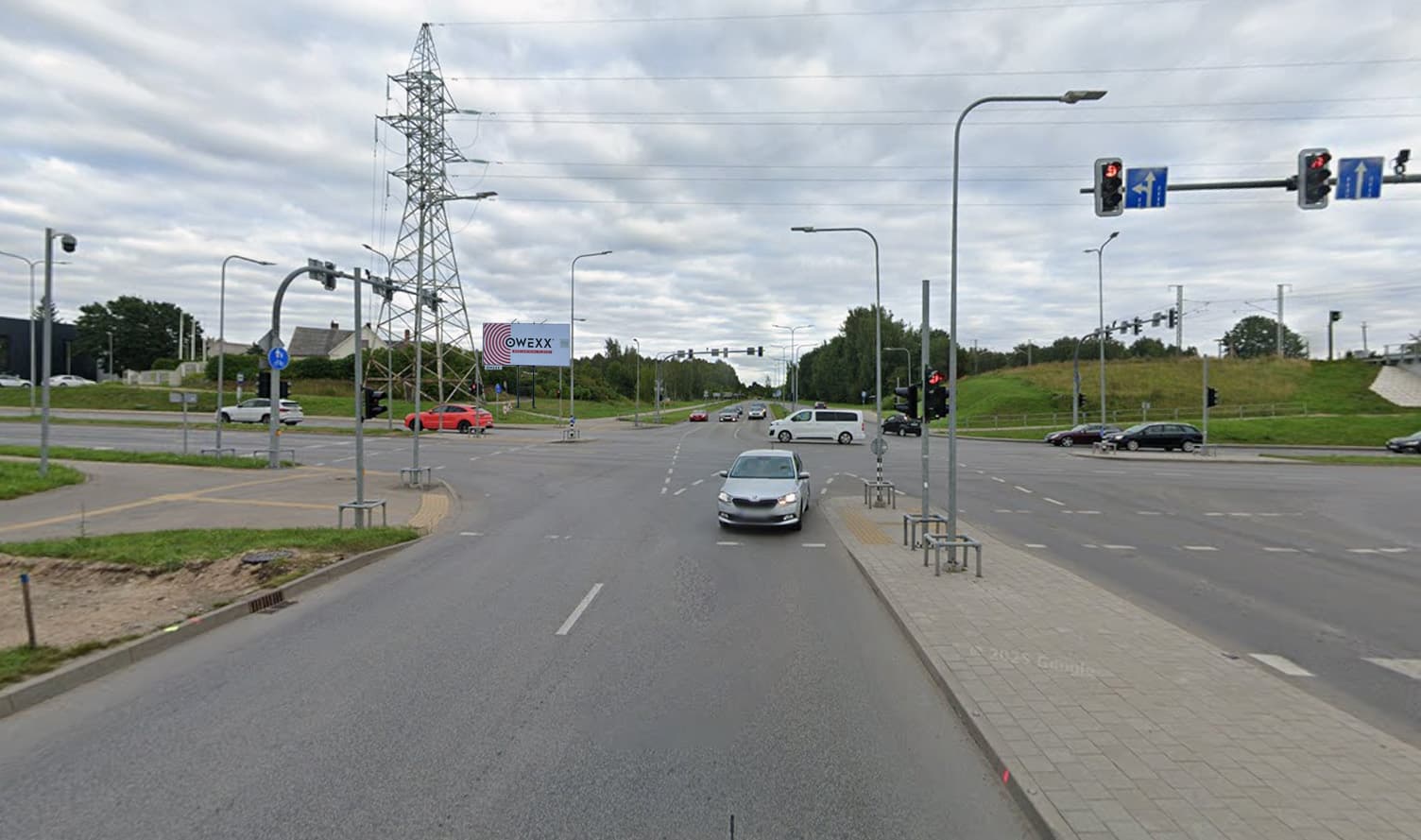 Reklamos stendas Reklamos plotas - Dubijos g. ir Serbentų g. sankirta, Šiauliai (link Tilžės g.).