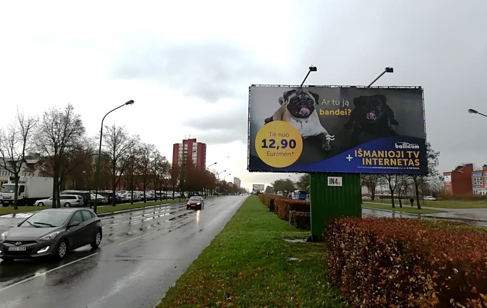 Reklameplakat Taikos pr. 101, Klaipėda (B-side) — Reklamos stendas Klaipėda