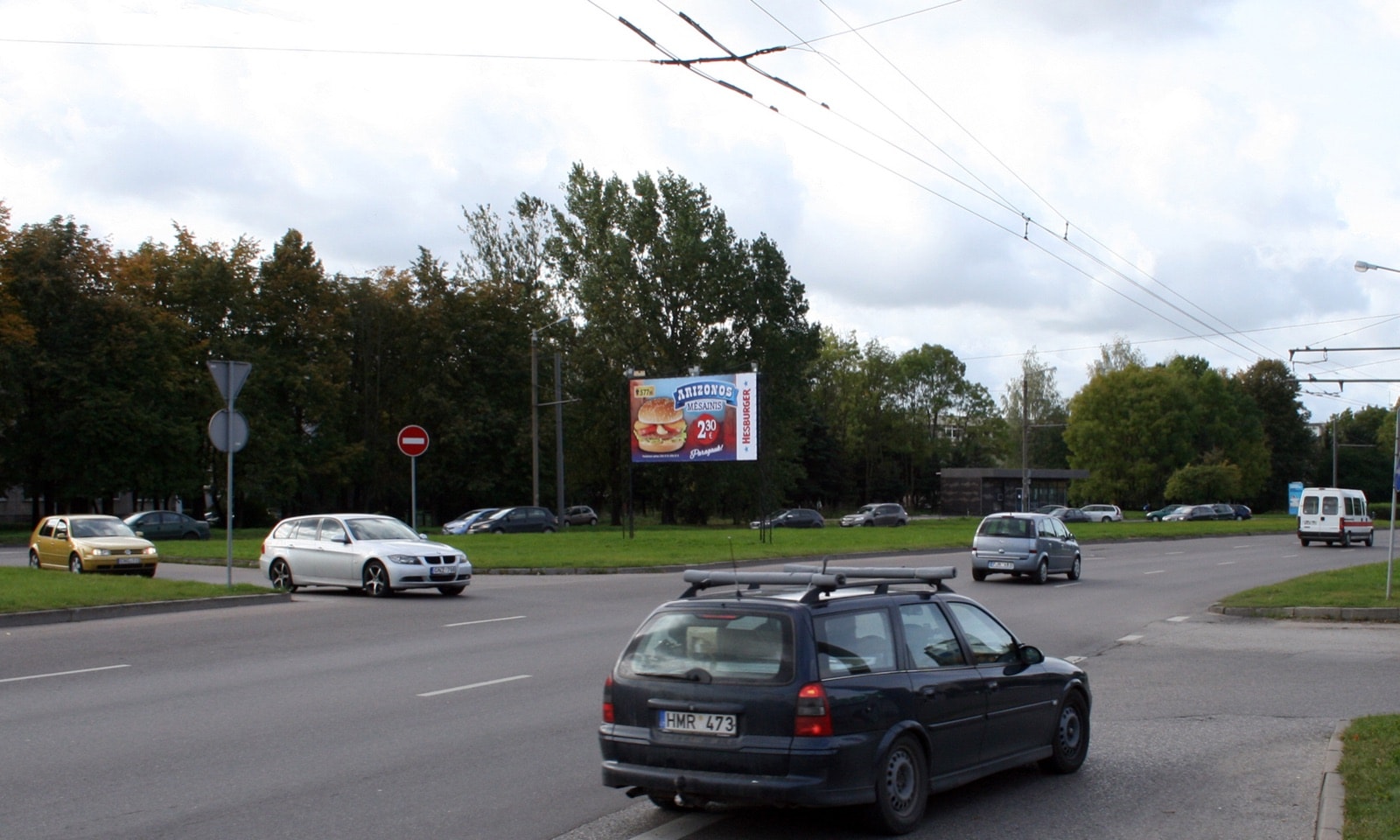 Reklamos stendas Taikos pr., netoli Kovo 11-osios g. žiedo, Kaunas (A pusė) — Reklamos stendas Kaunas