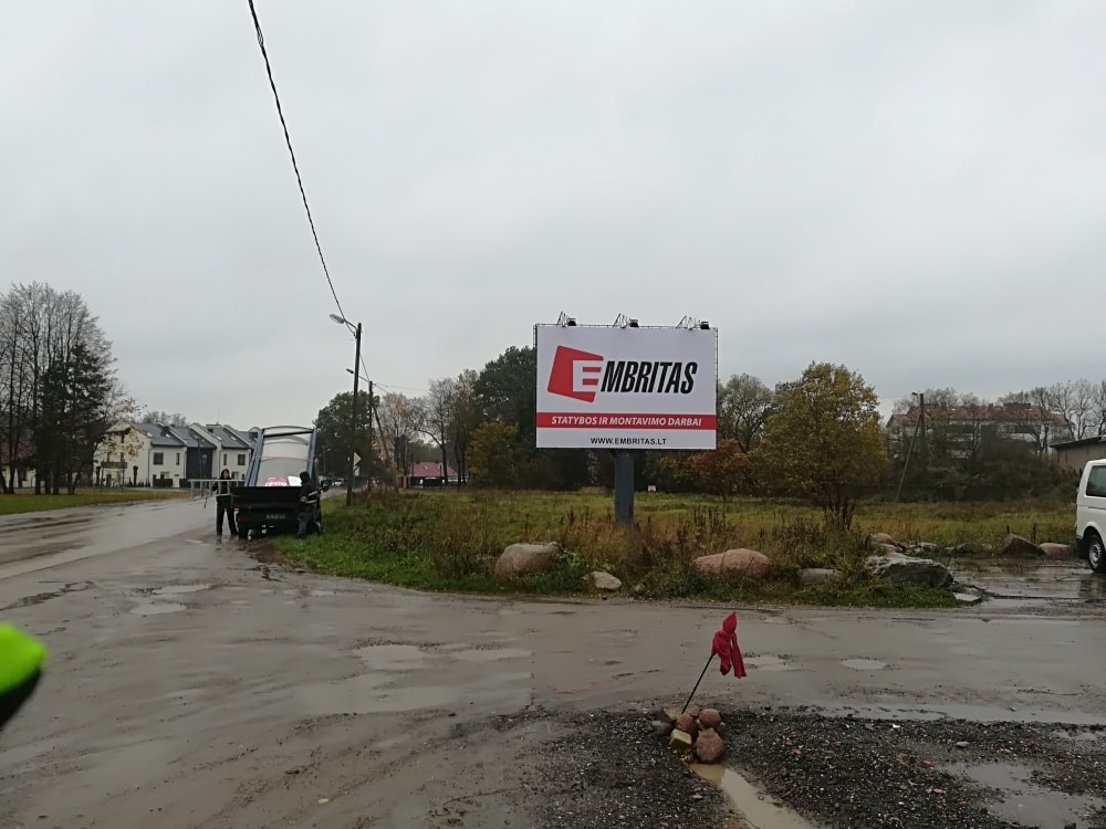 Reklamos stendas Tauralaukis, Klaipėda (B pusė) — Reklamos stendas Klaipėda