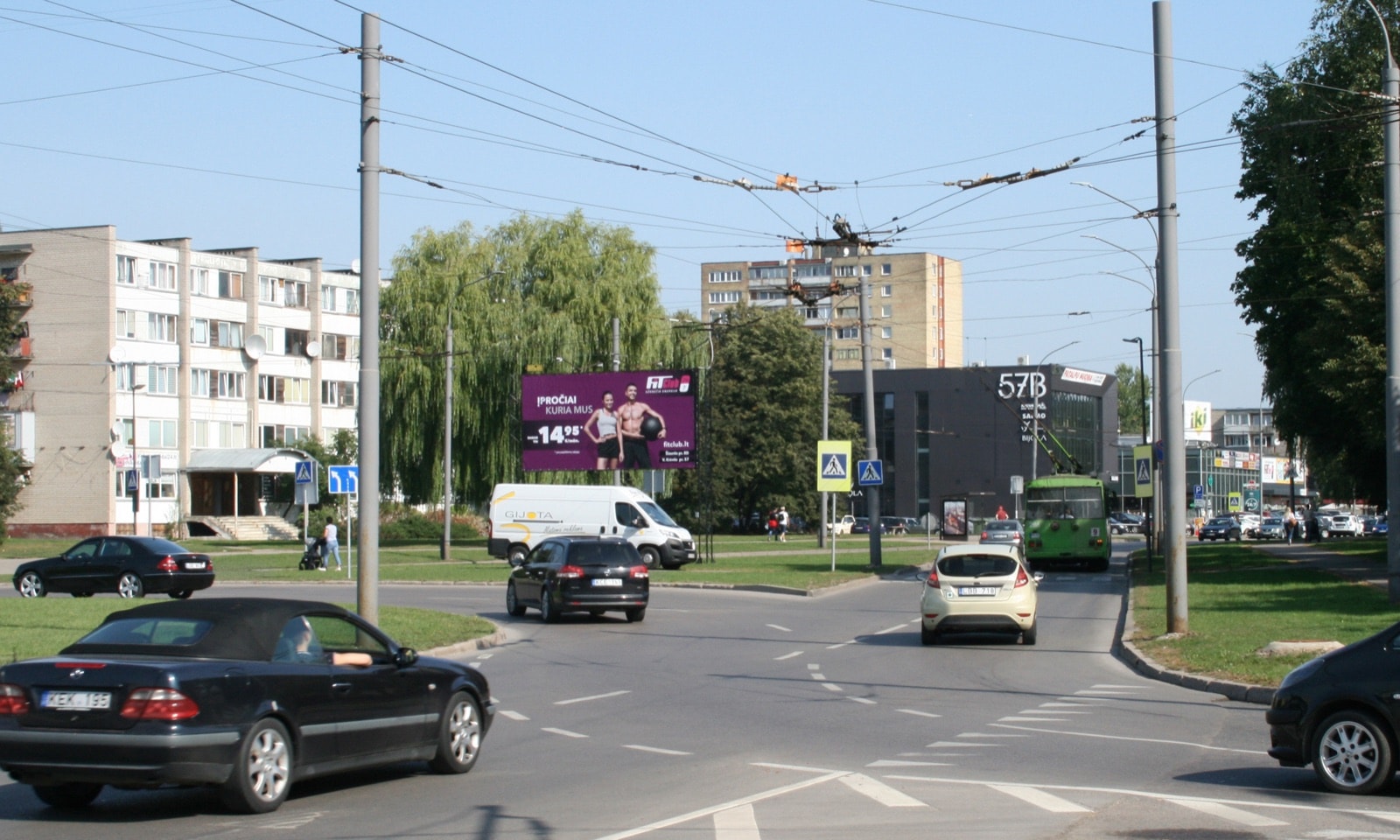 Reklamos stendas V.Krėvės pr., prie Kovo 11-osios g. sankryža prie namo 51, Kaunas (B pusė) — Reklamos stendas Kaunas