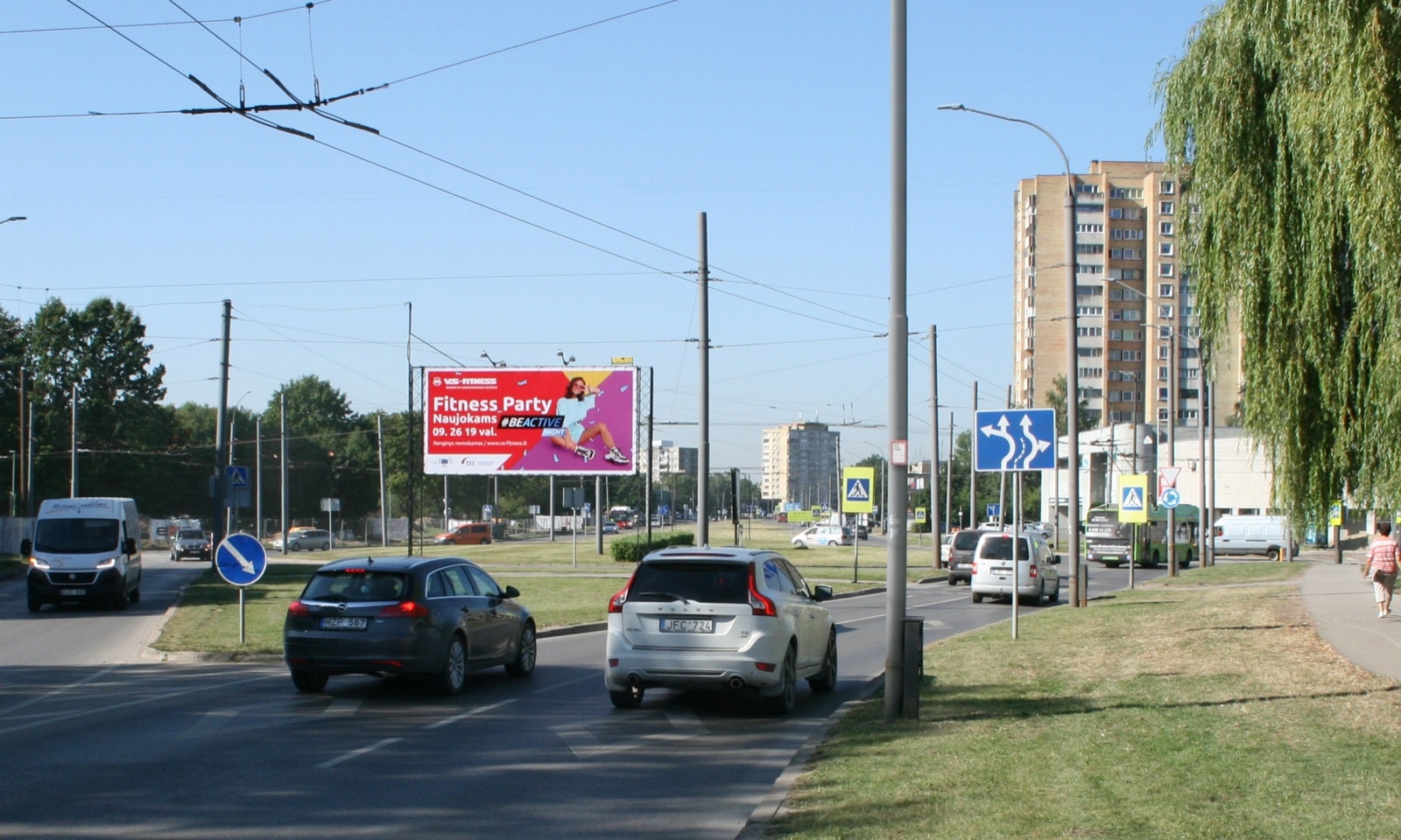 Reklamos stendas V.Krėvės pr., prie Kovo 11-osios g. sankryža prie namo 51, Kaunas (A pusė) — Reklamos stendas Kaunas