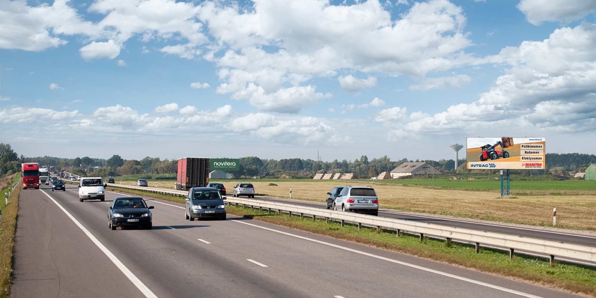Reklamos stenda Via Baltica kelias, Marijampolė - Kaunas (dešinėje pusėje), 2,5 km nuo Kauno