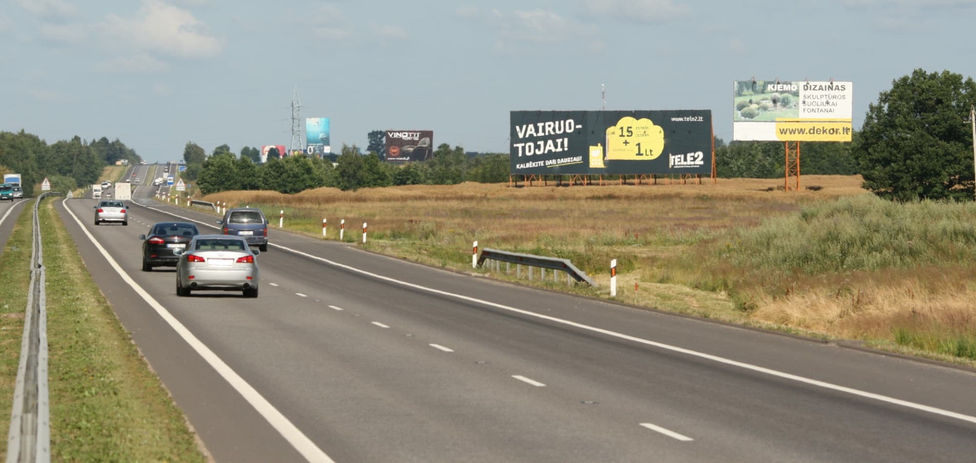 Vilnius – Kaunas, 67,5 km från Vilnius (på höger sida)