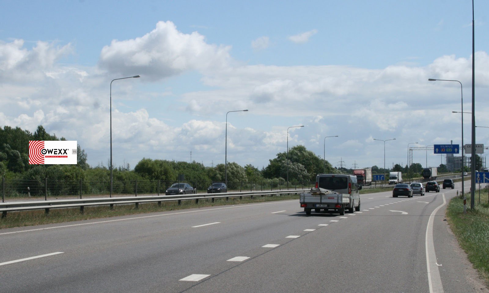 Reklamos stendas Prie Kauno, Islandijos pl., prie įvažiavimo iš magistralės A6 į A1, Kaunas (B pusė) — Reklamos stendas Kaunas