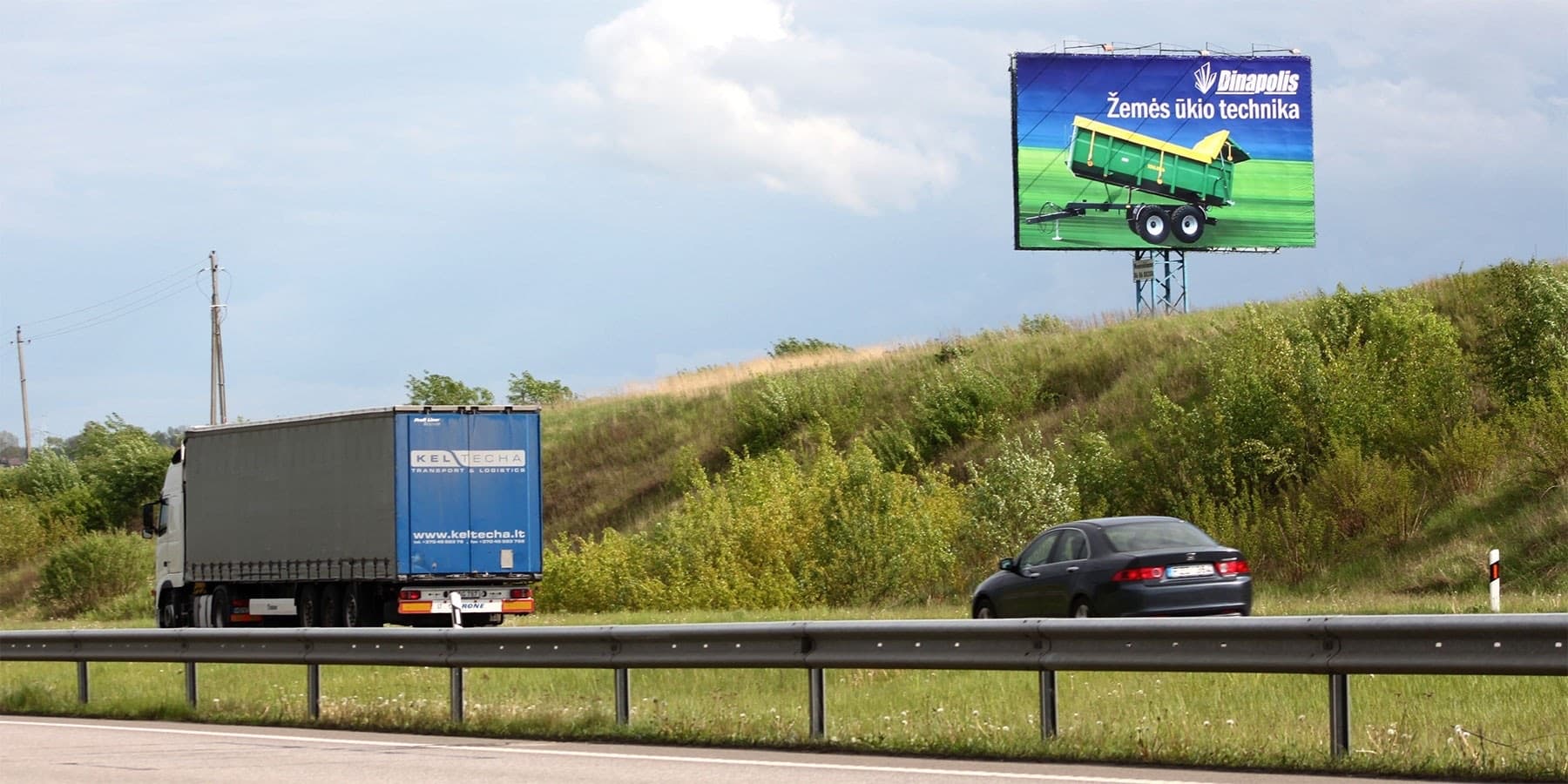 Reklamos stendas Automagistralė A1, Klaipėda - Kaunas, 122 km nuo Vilniaus (dešinėje pusėje) — Reklamos stendas Pagrindiniai keliai