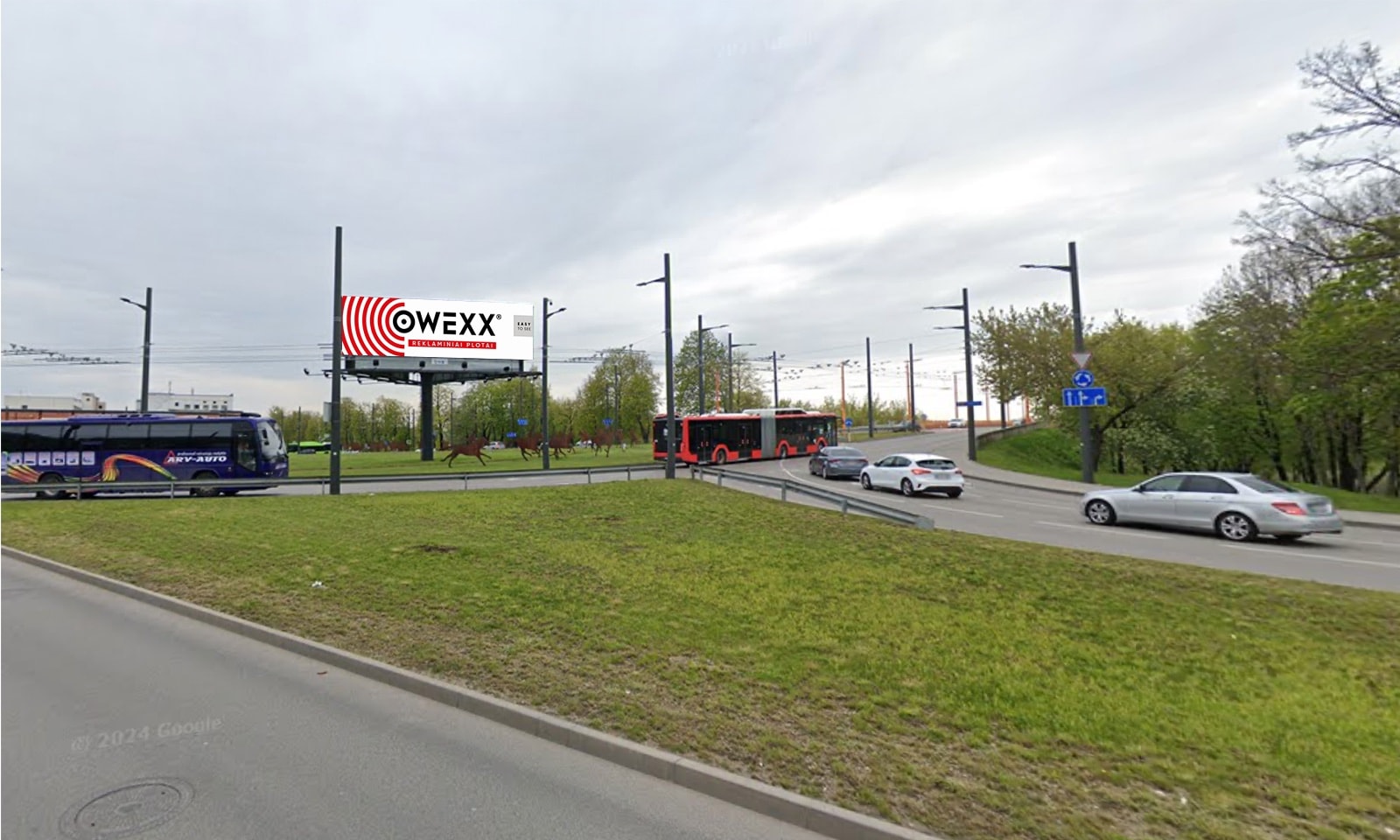 Reklamos stendas Jonavos ir Šauklių gatvių žiedas, nuo Jonavos g., Kaunas — Reklamos stendas Kaunas