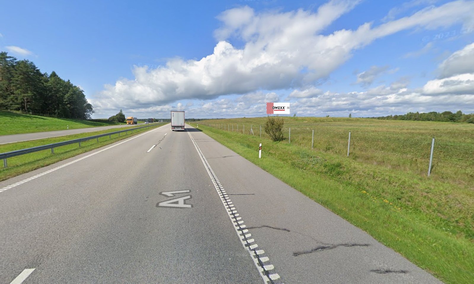 Reklamos stendas, Kaunas–Klaipėda 242km (D pusė) — Reklamos stendas Pagrindiniai keliai