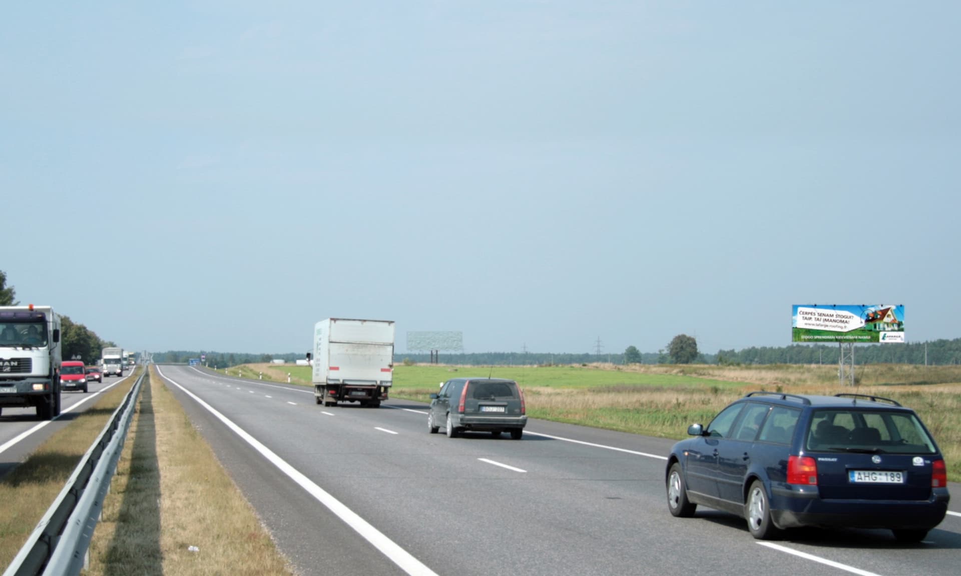Reklamos stendas Vilnius - Kaunas - Klaipėda, 78,0 km nuo Vilniaus (dešinėje pusėje) — Reklamos stendas Pagrindiniai keliai