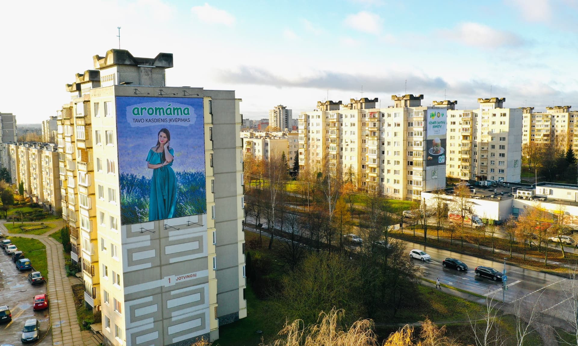 Reklamos stendas Jotvingių g. ir Kuršių g. sankryža, Kaunas — Reklamos stendas Kaunas