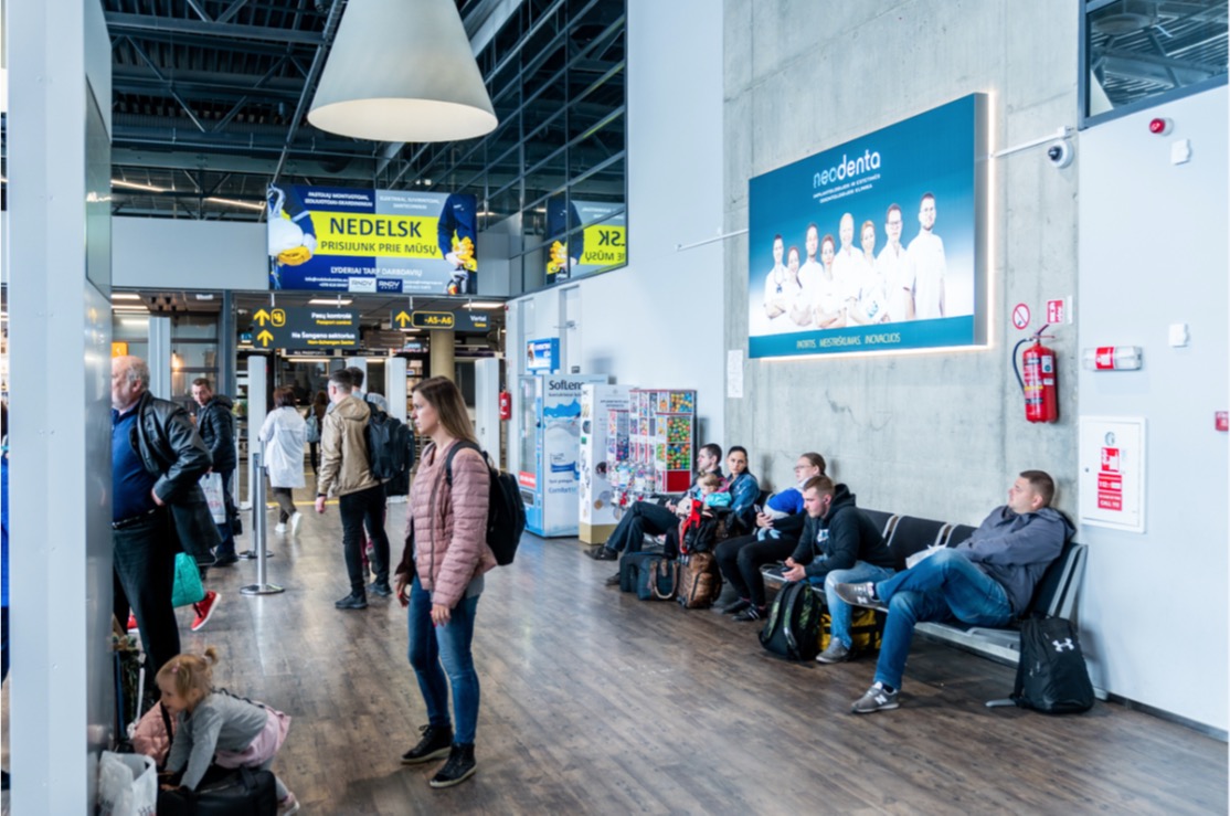 Reklame-lysbokse — Vilnius Lufthavn
